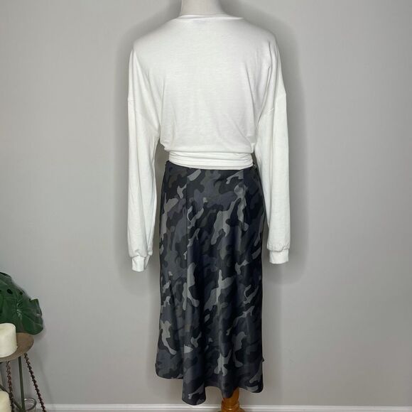 Express- Black & Grey Camo Satin Midi Skirt - Picture 5 of 7